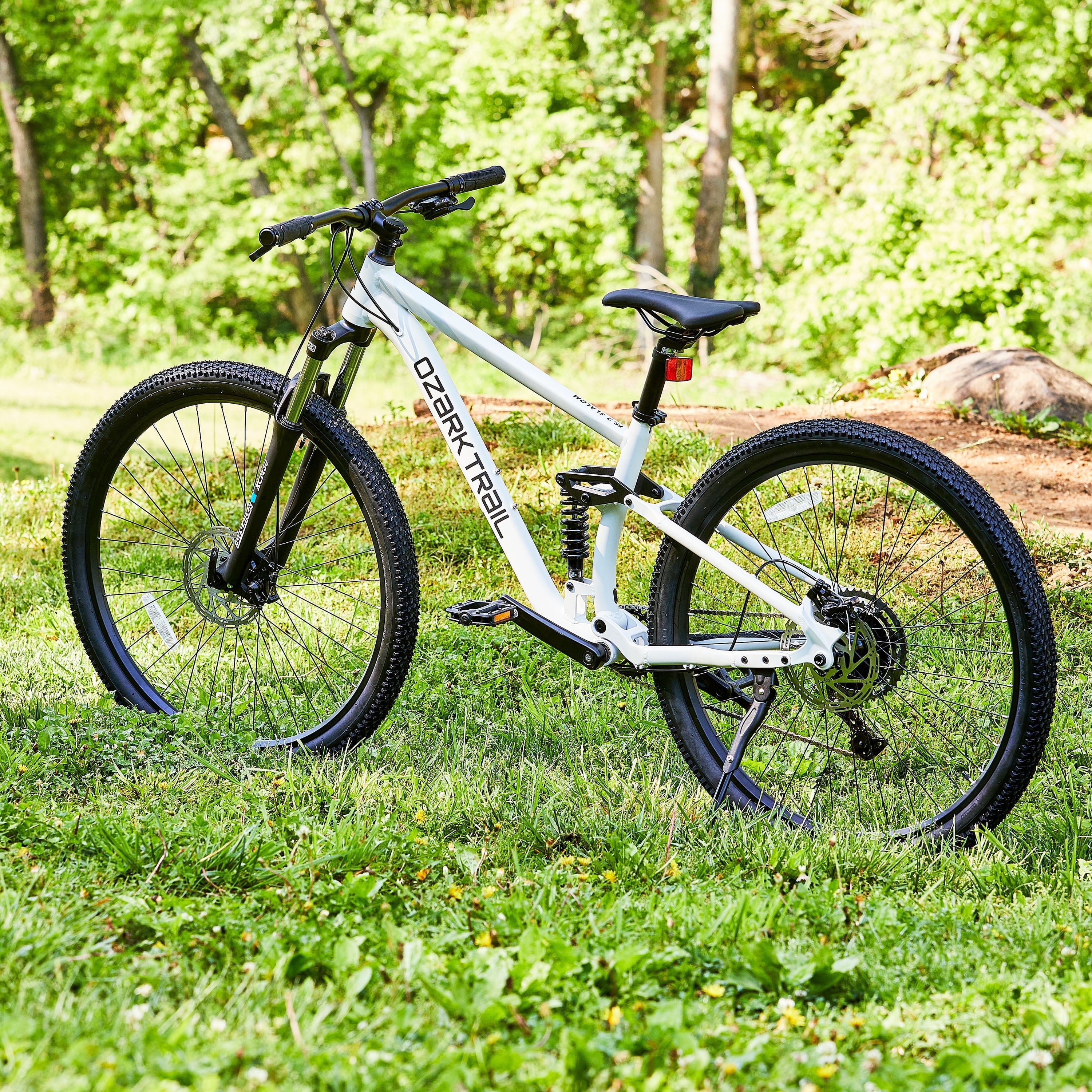 Ozark Trail 29 FS.2 Slalom Full Suspension Mountain Bike, 29 Wheels, Medium Frame, Fits Riders 5'6 - 5'9, Off-White, Adult