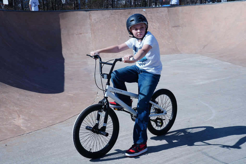 20 Kent Bicycles Spector BMX Bicycle, Fits Rider 4'2 - 5', Black/White, Child/Tween/Teen, Unisex