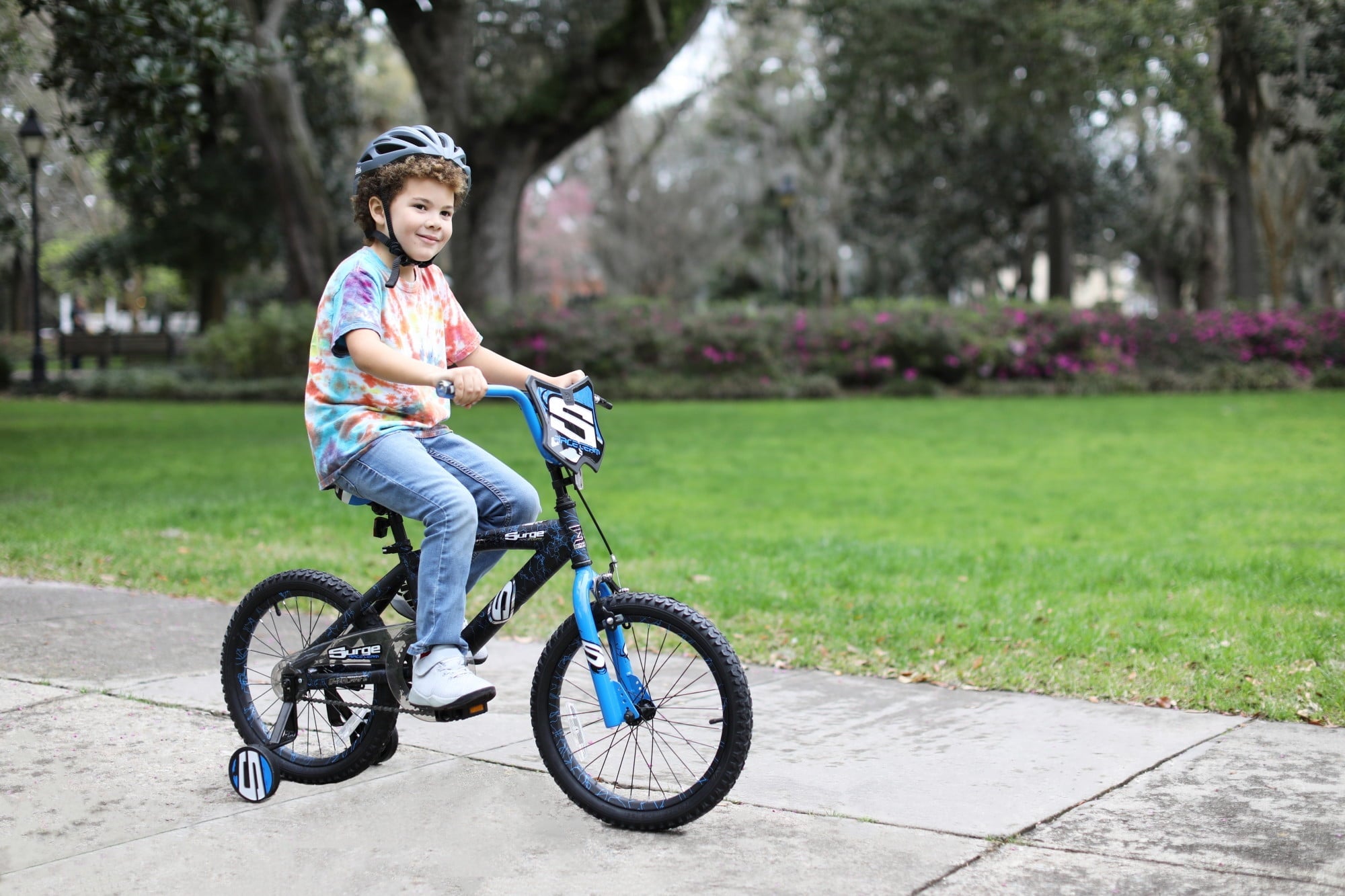 Dynacraft Surge Boys 18 BMX Bike, For Kids Age 6-9 Years, Green